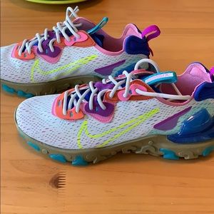 Women’s Nike NSW React Vision